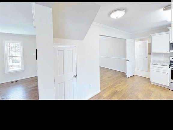 4th image of 5611 Fawn Ct