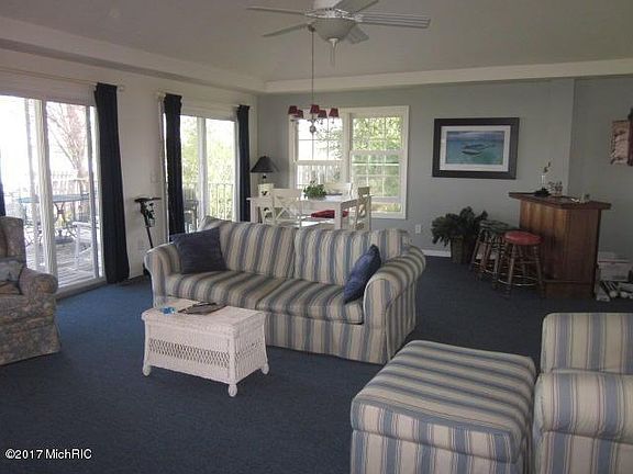 5th image of 2659 Lake Shore Dr