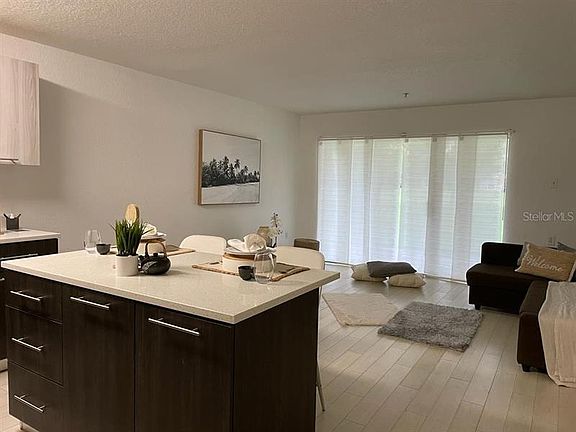 4th image of 14013 Fairway Island Dr APT 412