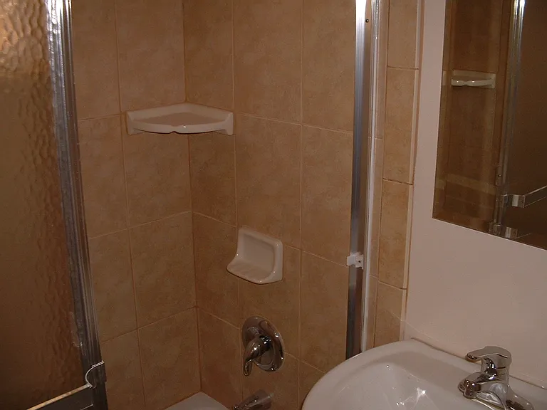 416 1/2 W Walnut Ave #416 — Photo 5