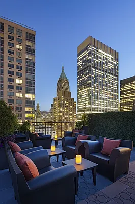 Rented by The Moinian Group | media 24