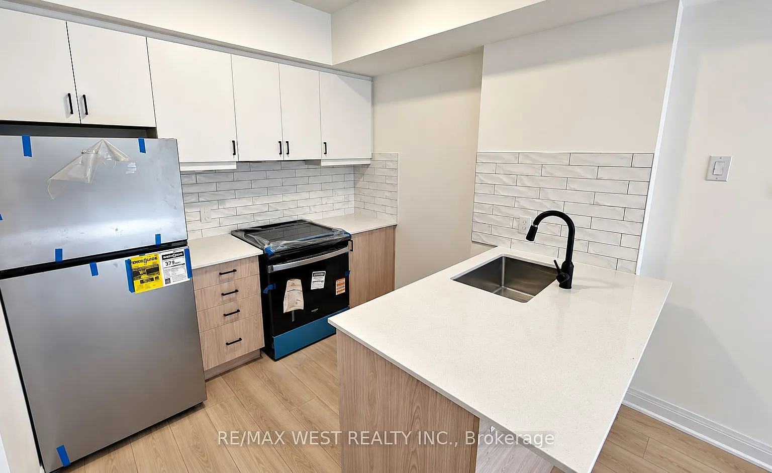 3 bed, $2,500 — Photo 3