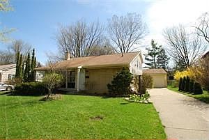 1st image of 1450 Argyle Cres