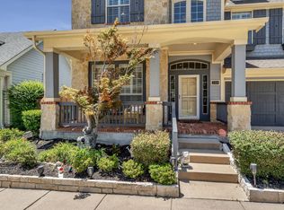 2215 Red Hawk Ln, Euless, TX 76039