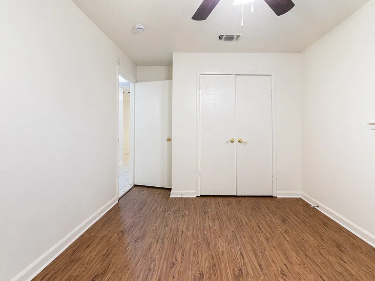756 E Pecan St #756 — Photo 9