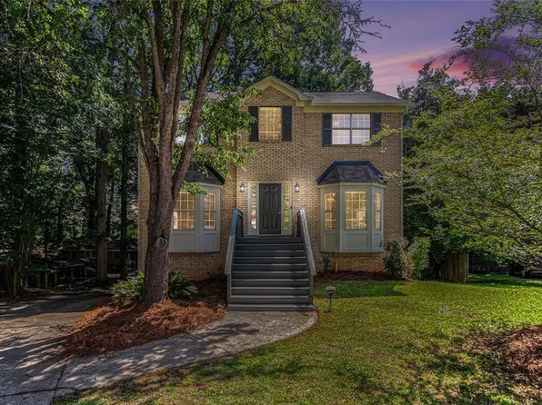 3440 Oaktree Way, Lithonia, GA 30038