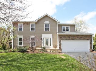 110 Georgetown Dr, Cary, IL 60013