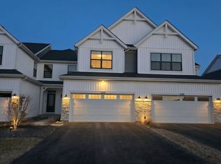 4204 Chelsea Manor Cir, Aurora, IL 60504