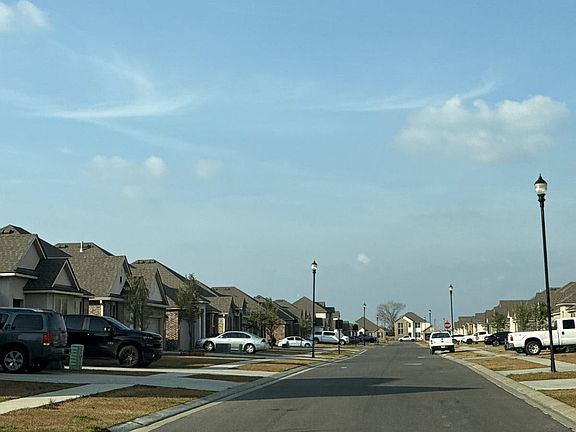 5th image of 4609 W Ridge Rd