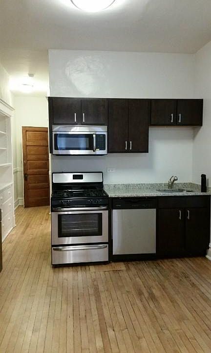 1st image of 2840 N Sheffield Ave #13595