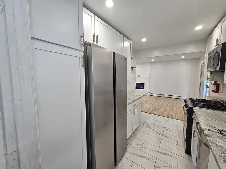 1027 Preakness Ave #1 — Photo 8