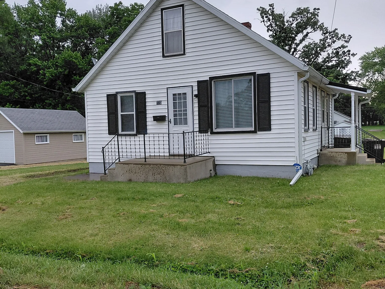 723 North Hunt Avenue - 1 — Photo 1
