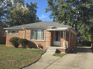 24964 N Sylbert Dr, Redford, MI 48239