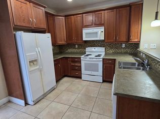 200 S 11th St, Leesburg, FL 34748