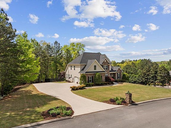 4th image of 120 Weatherby Dr