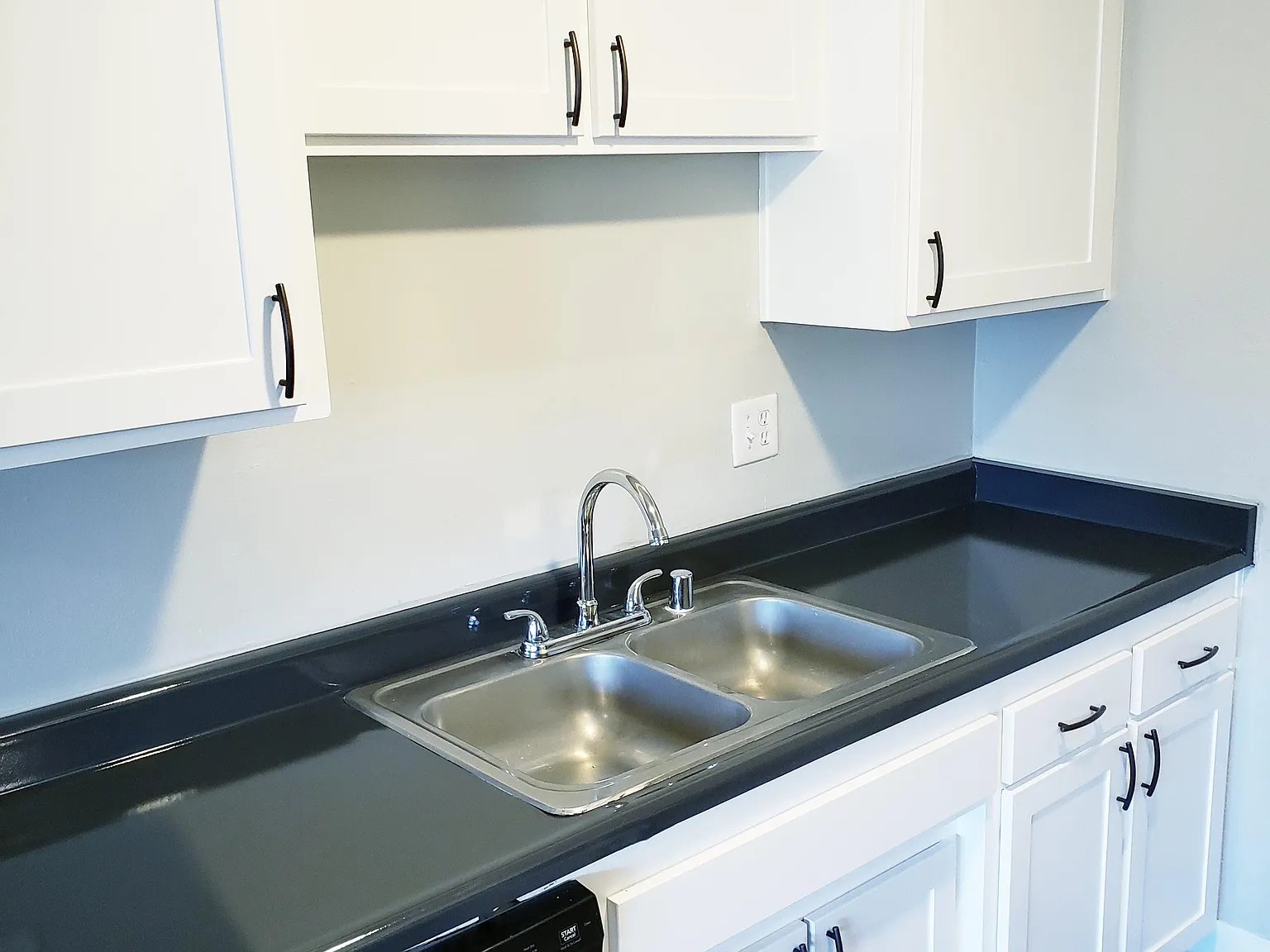 The Huntington Apartments — Photo 4