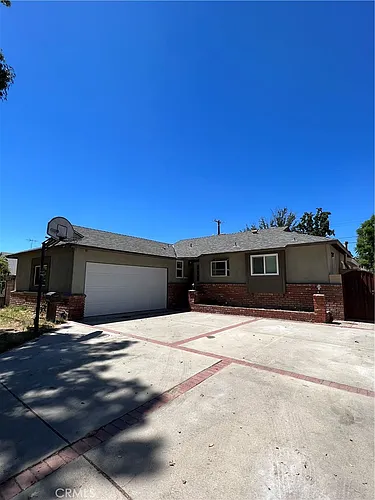 7657 Teesdale Ave Photo 1