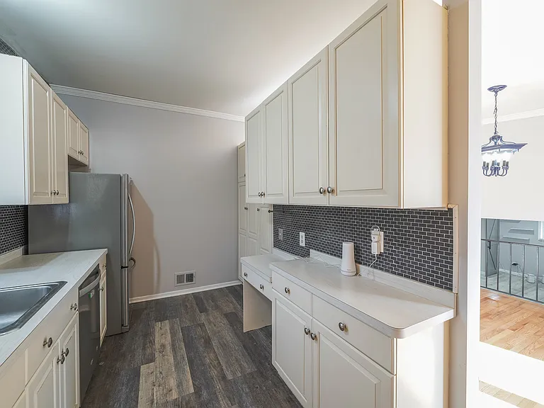 2303 Pinneberg Ave — Photo 28