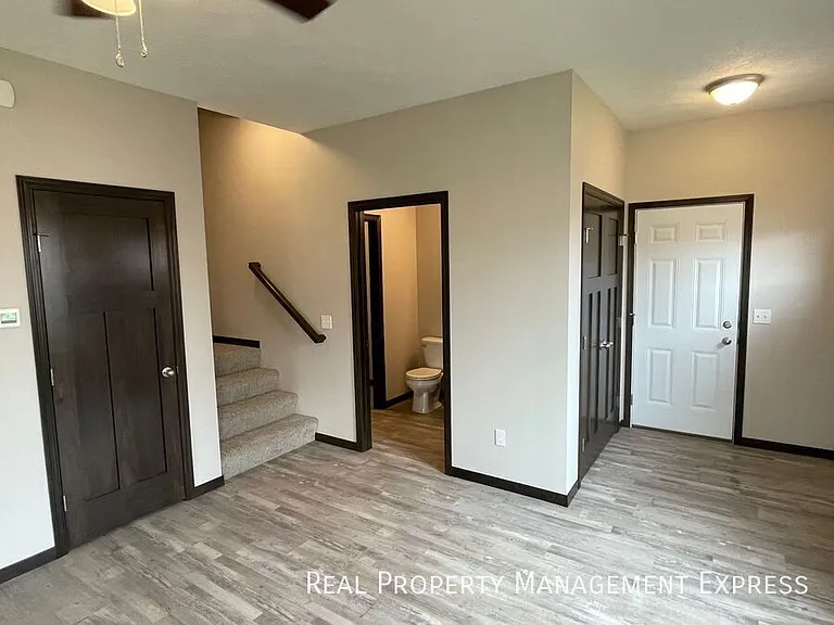 2356 S Ronsiek Ave — Photo 4