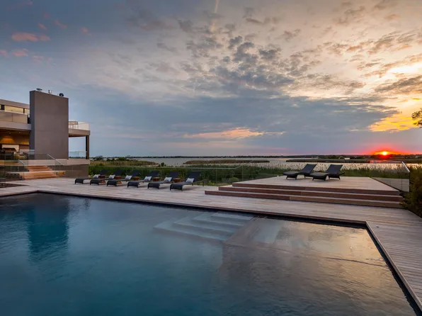 180 Pointe Mecox Ln, Water Mill, NY 11976