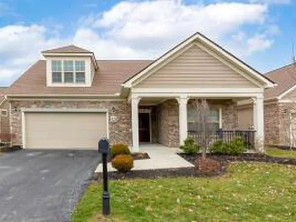 76 Courtyard Crossing Dr, Powell, OH 43065