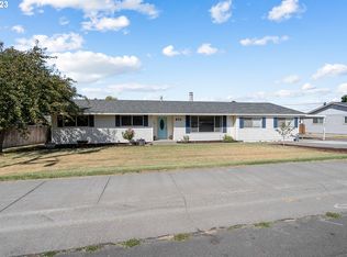 875 E Highland Ave, Hermiston, OR 97838