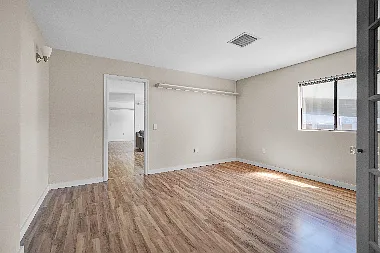 1092 Calcot Pl #8 — Photo 8
