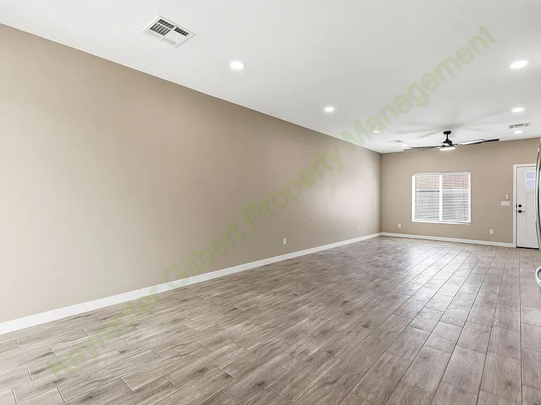 511 E 8th Ave #102 — Photo 12