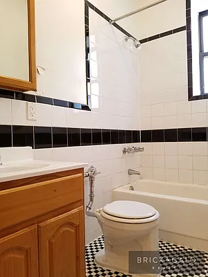 Rented by BRICK & GALO REALTY CORP | media 4