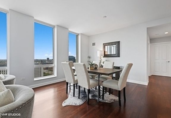 2nd image of 1250 S Michigan Ave APT 2506