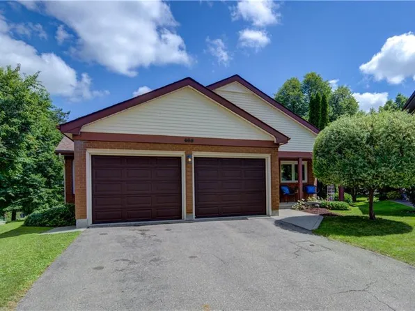 466 Belgreen Way, Waterloo, ON N2L 5X5