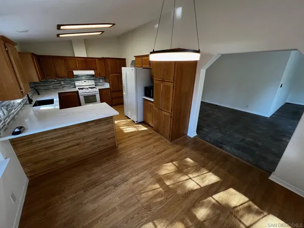 8016 Pine Blvd, Pine Valley, CA 91962