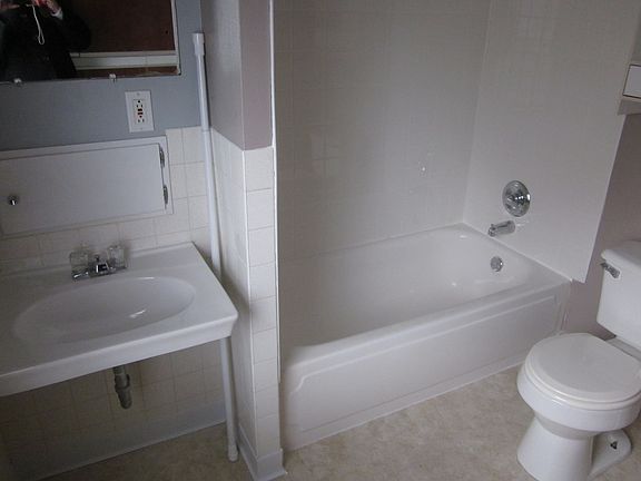 Full bath