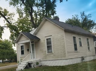 1563 E Main St, Decatur, IL 62521