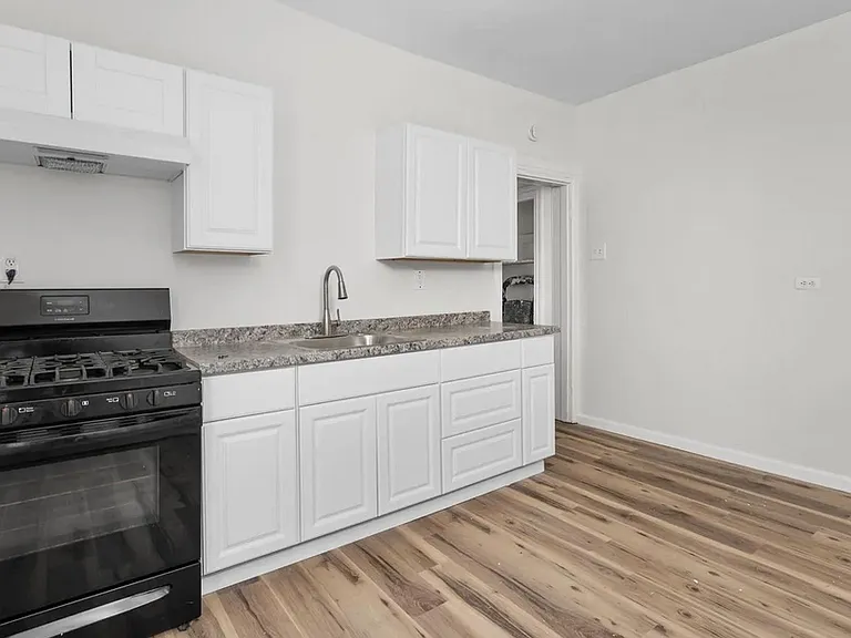 116 E Walnut Ave — Photo 12