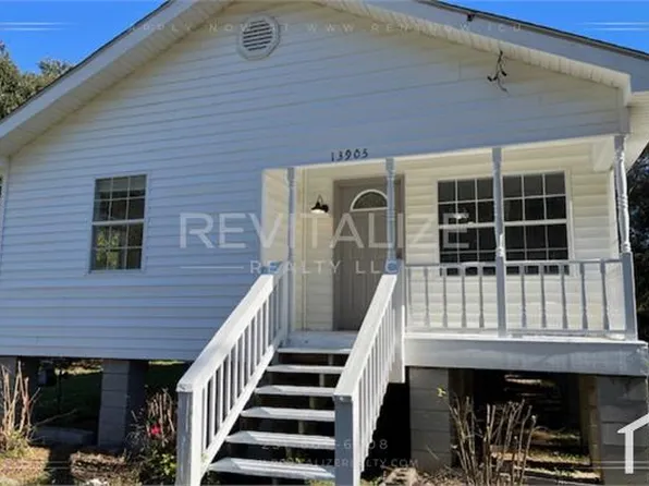 13905 Harding Ave, Bayou La Batre, AL 36509
