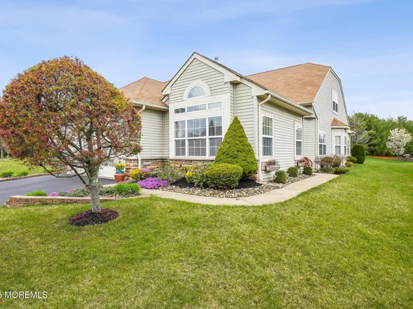 5 Firenze Court, Manchester, NJ 08759