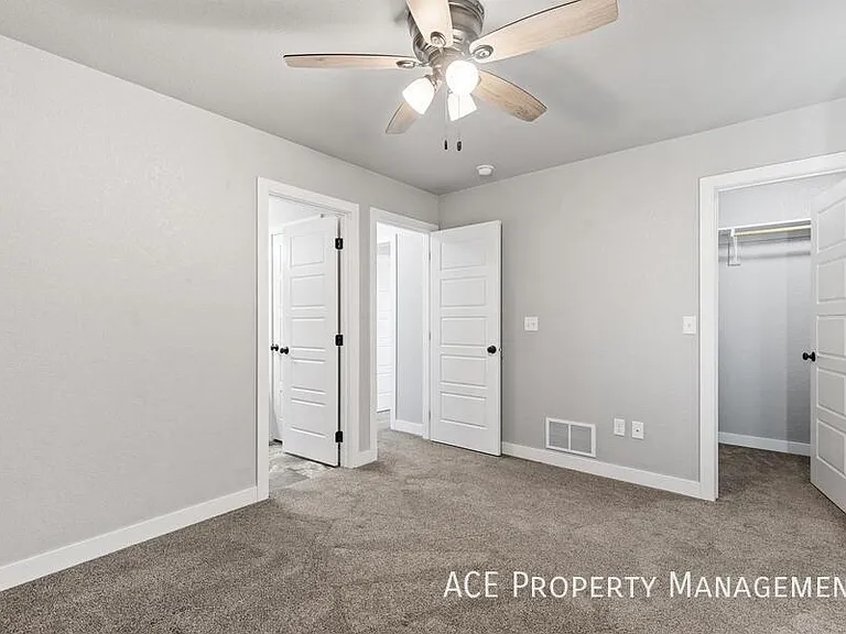 640 Bomber Way — Photo 10