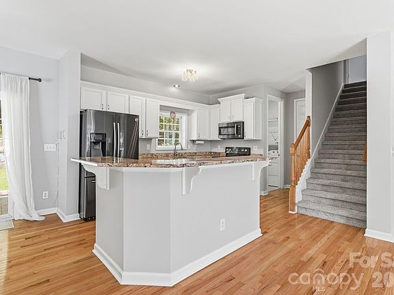 5th image of 5480 Liberty Hill Rd