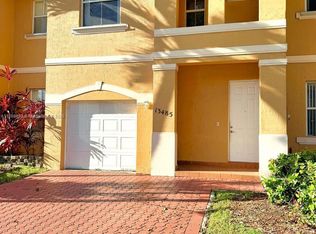 13485 NW 9th Ct, Pembroke Pines, FL 33028
