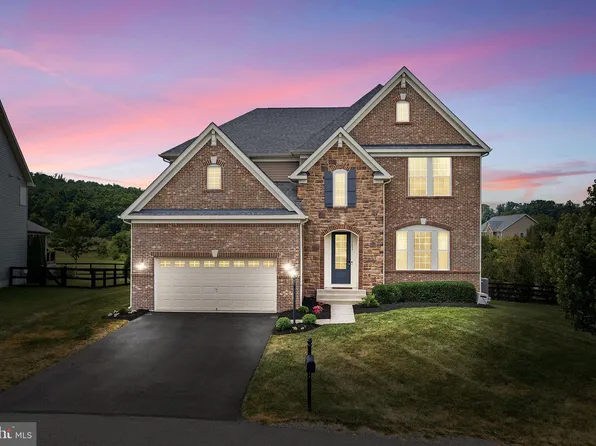 19853 Grondo Ln, Leesburg, VA 20175