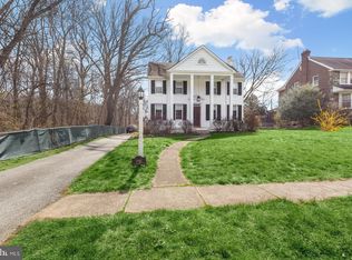 6940 Sherwood Rd, Philadelphia, PA 19151