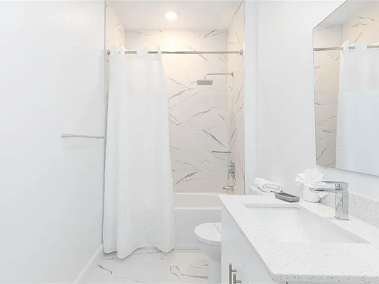277 Famagusta Dr — Photo 16