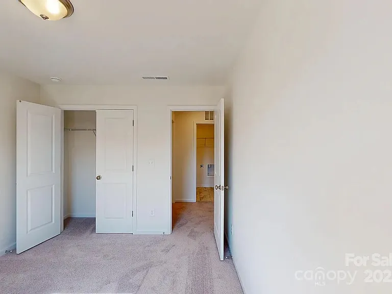 3216 Lilac Grove Dr — Photo 12