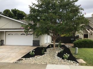 3545 Sun Knoll Dr, Loomis, CA 95650