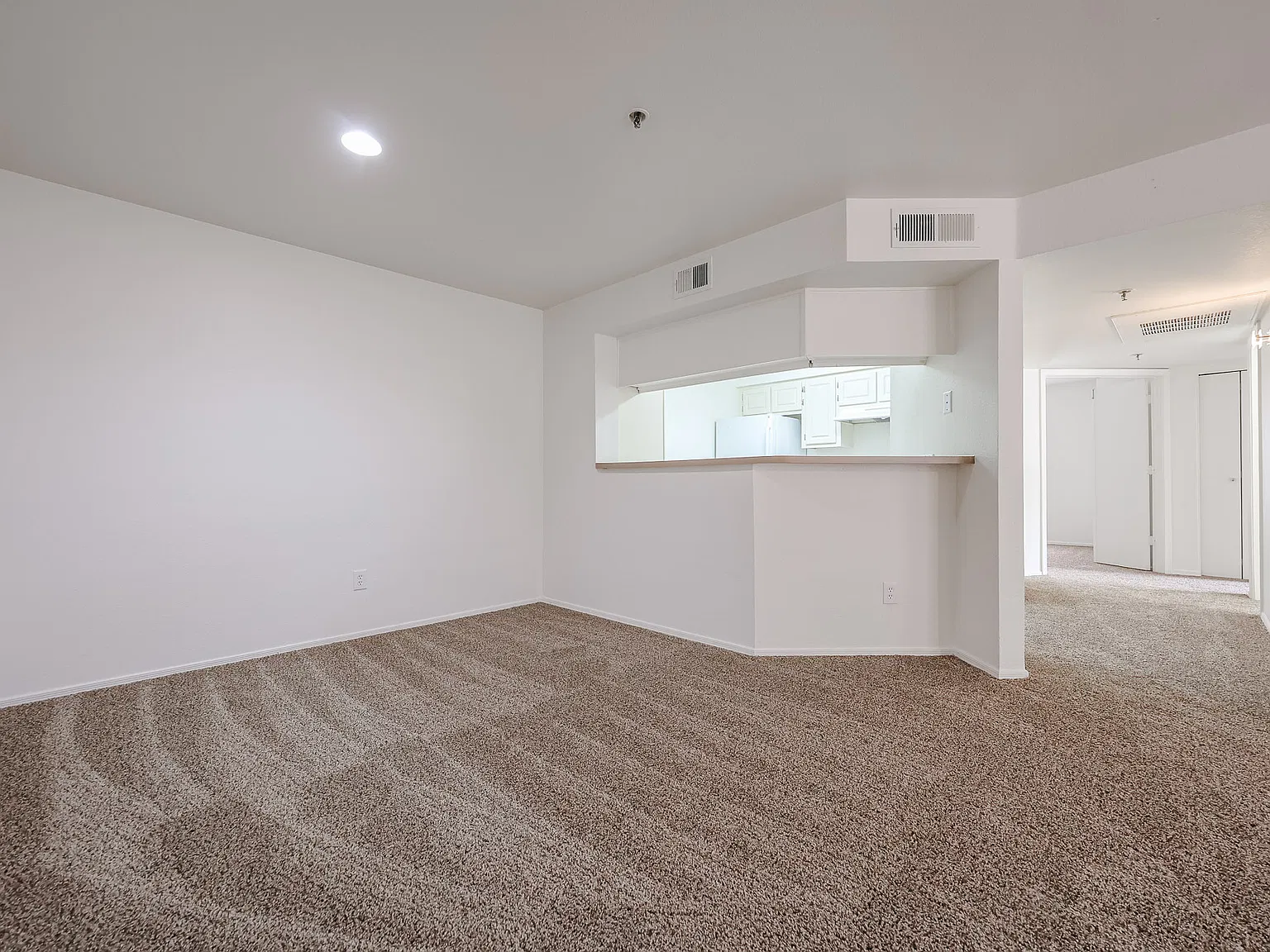2025 E Campbell Ave #146 $1595 - 1 — Photo 4