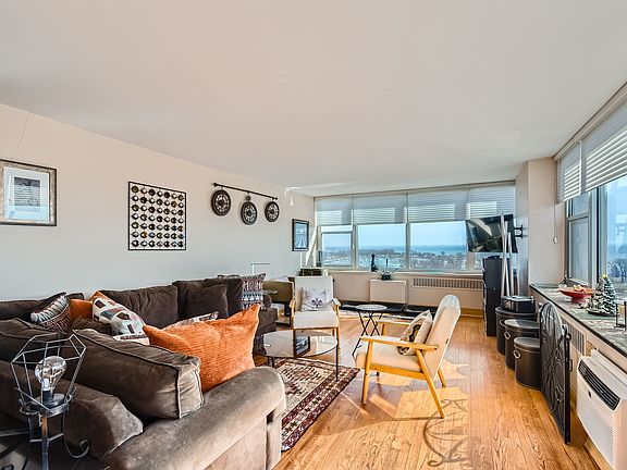 5th image of 4250 N Marine Dr APT 1302