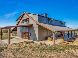 11103 E Rocky Creek Rd, Crowley, TX 76036