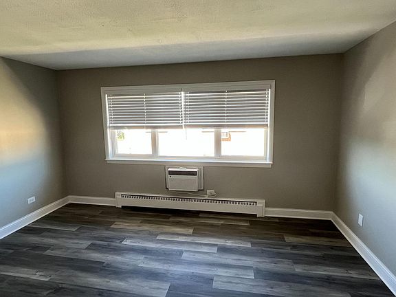 2nd image of 4747 N Ronald St #Gb
