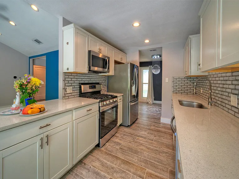 10129 Aspen St — Photo 12